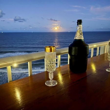 Absolutely Stunning! On The Beach !!! Gold Coast Extérieur photo