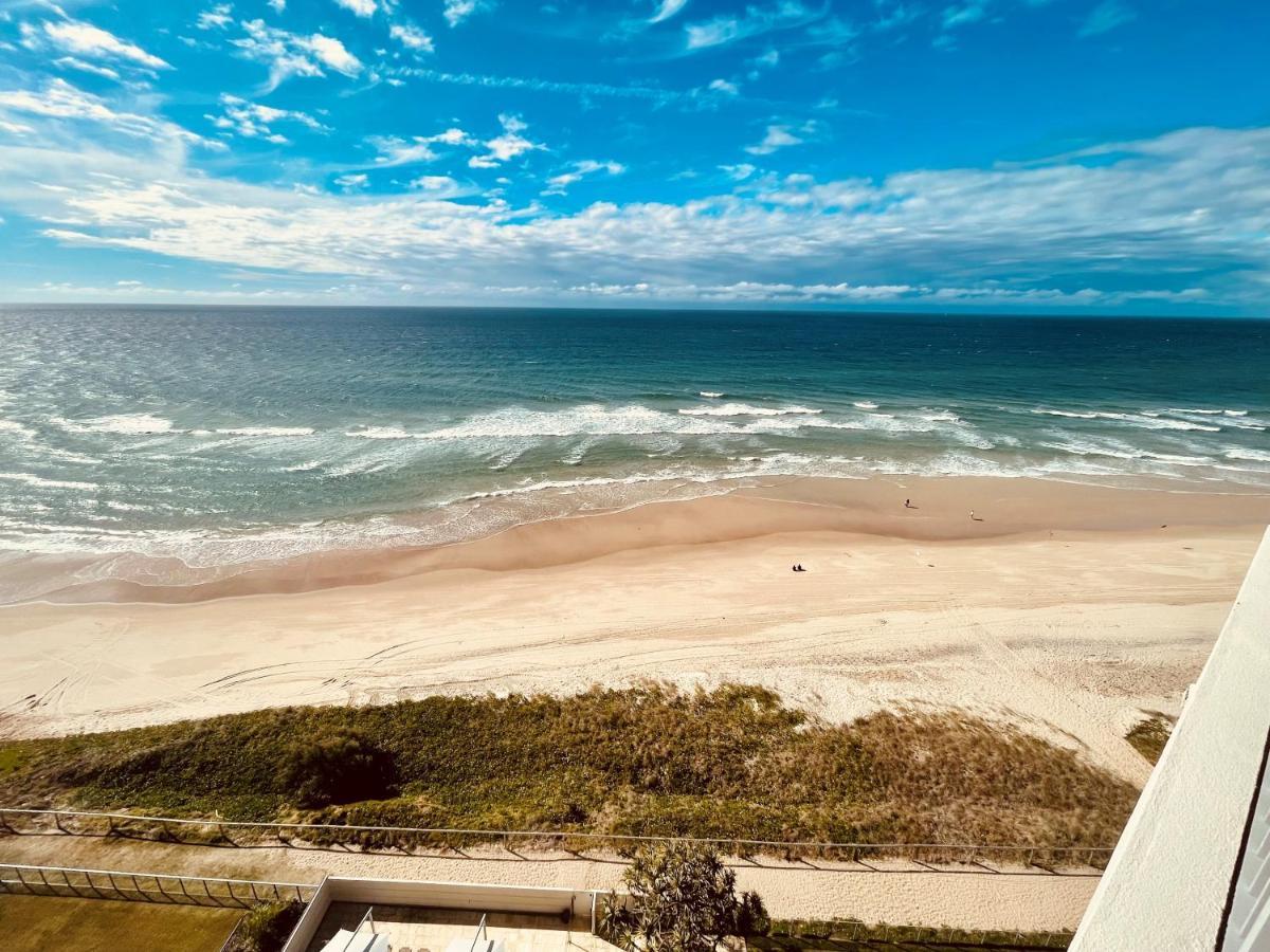 Absolutely Stunning! On The Beach !!! Gold Coast Extérieur photo