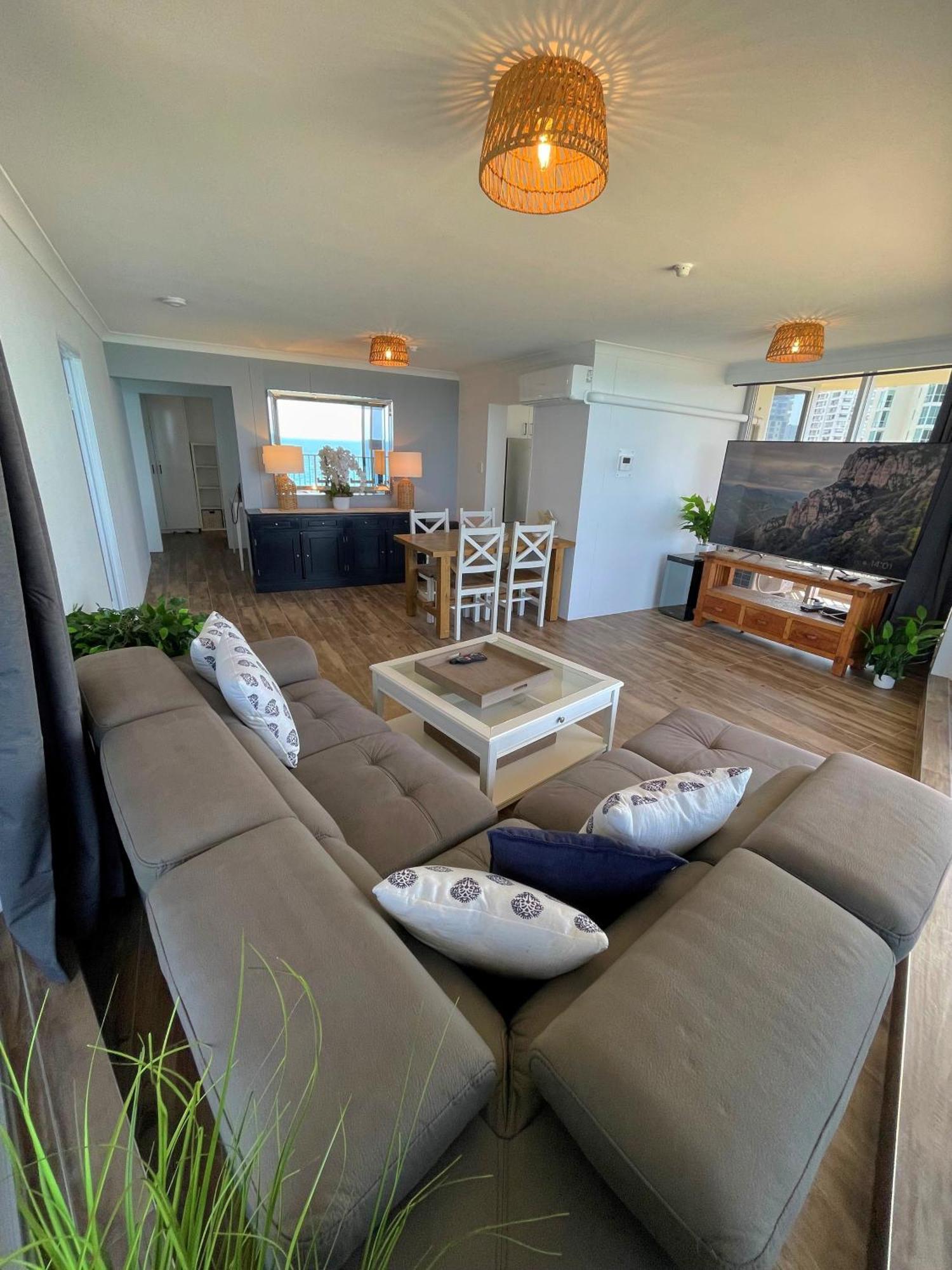Absolutely Stunning! On The Beach !!! Gold Coast Extérieur photo