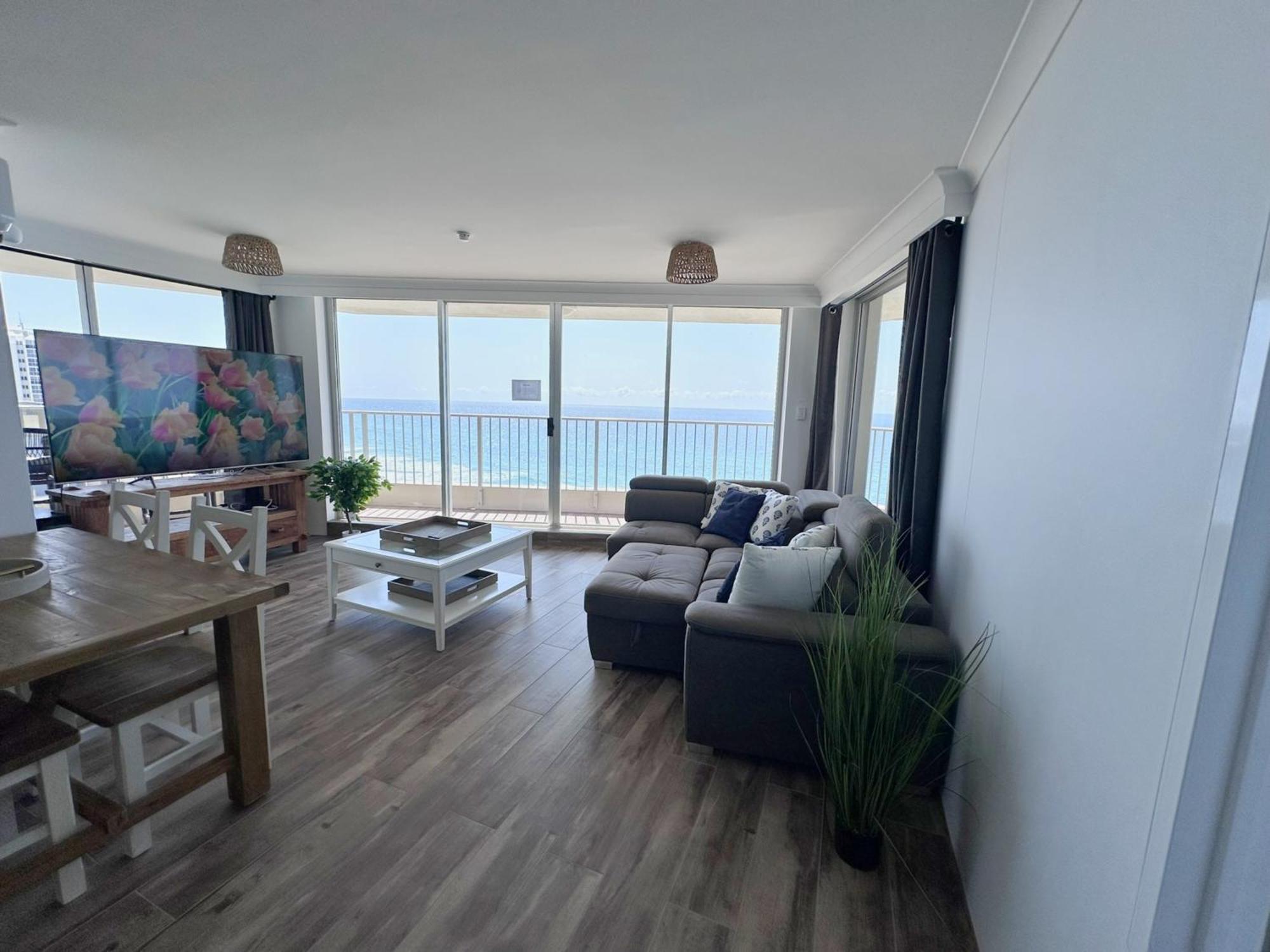 Absolutely Stunning! On The Beach !!! Gold Coast Extérieur photo